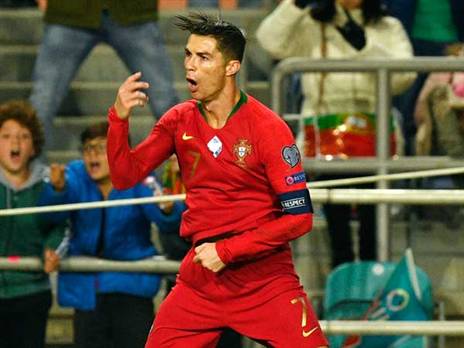 רונאלדו. יהיה הראשון להעפיל לשלושה גמרים? (Getty)