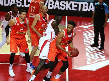 (צילום: מנואל ויטלי)