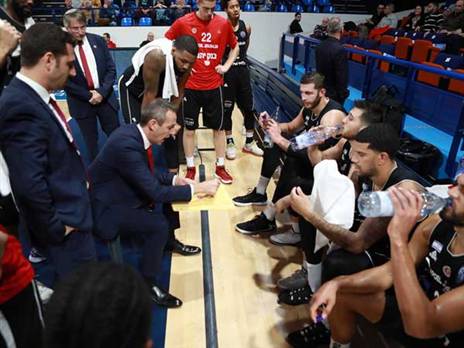 משהו לא עובד בממלכת ירושלים (פיב"א)