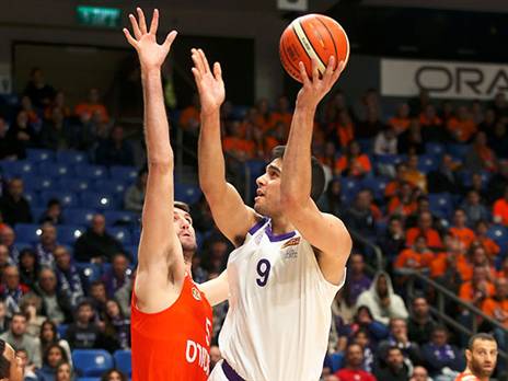 שגב, לא משחק מדהים שלו, אך הקבוצה השיגה ניצחון חשוב (אלן שיבר)