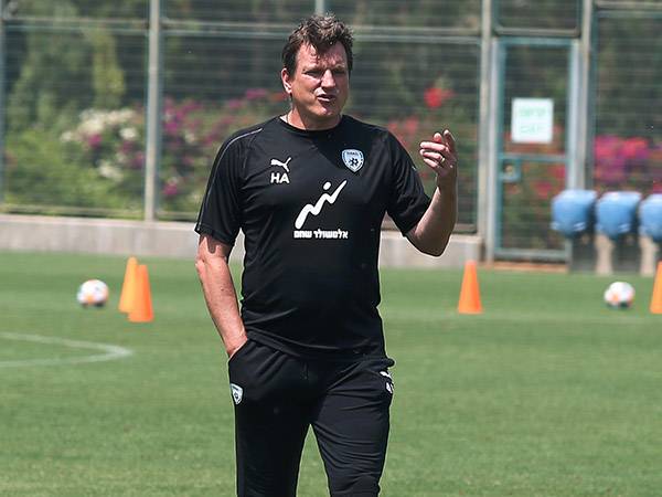 הרצוג, לא יכול לחזור לארץ מבלי להיכנס לבידוד (אלן שיבר)