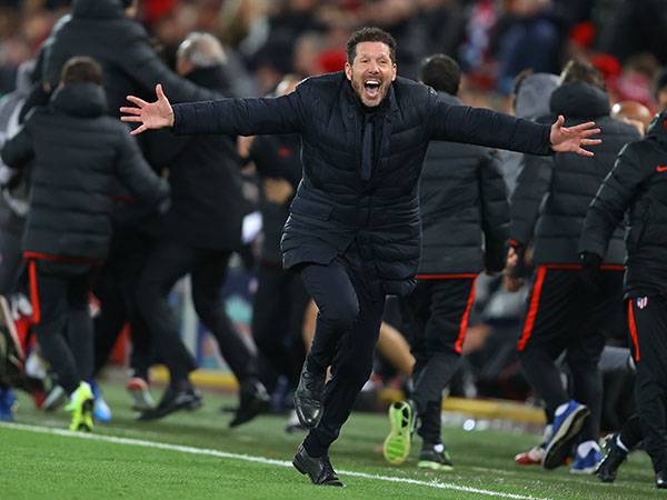 השחקנים מעריצים אותו. סימאונה (GETTYIMAGES)