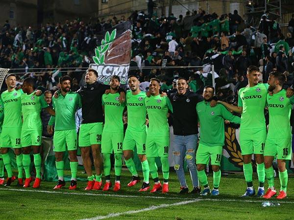 מחכים לחזרה לדשא, שחקני חיפה (אלן שיבר)