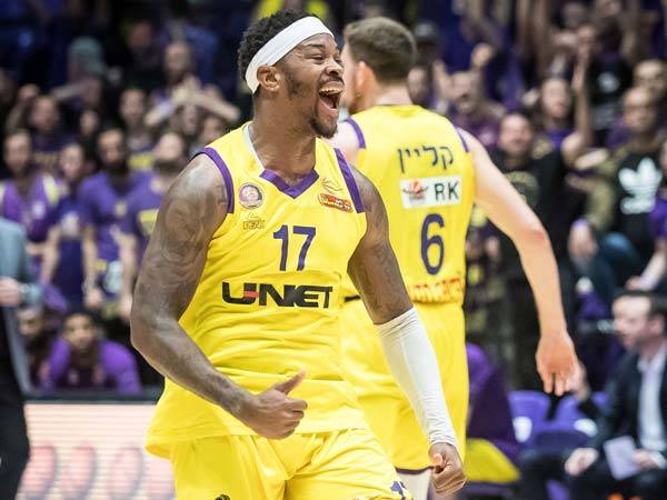 לא רוצה לסכן את עצמו לקראת העונה הבאה. פוסטר (צילום: עודד קרני)