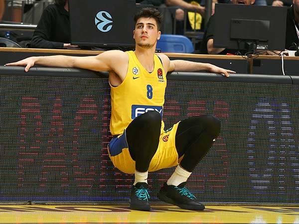 אבדיה הולך ומכבי ת"א צריכה לבצע מהלכים כדי לאיים גם בשנה הבאה (אלן שיבר)