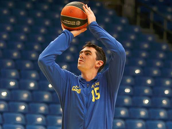 כהן. מחכה לחוזה חדש (אלן שיבר)