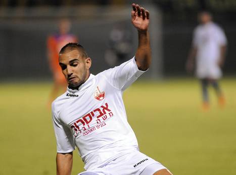 מלכה במדי ב"ש. "היום הייתי פועל בצורה שונה" (אלן שיבר)