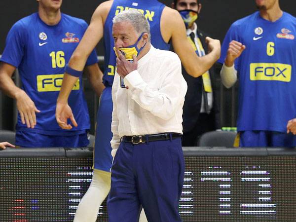 יחפש את החברה הרביעית. שמעון מזרחי (צילום: אלן שיבר)