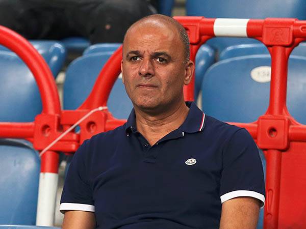 האוהדים נגד ניסנוב (אלן שיבר)