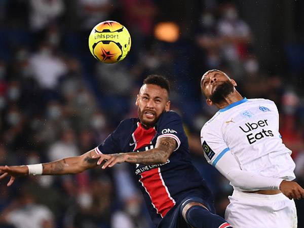 ניימאר חזר מקורונה והורחק (getty)