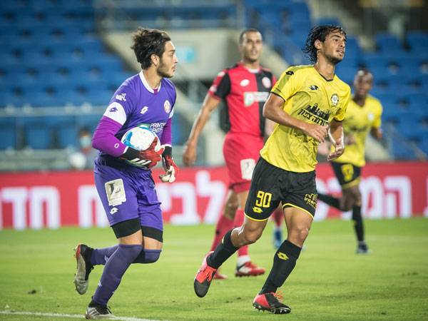 טבצ'ניק גם נדבק. (ברני ארדוב)