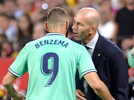 עם זידאן. הבן המועדף (Getty)