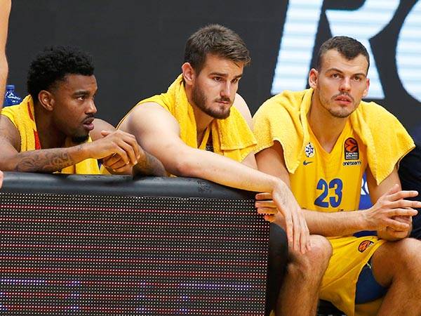 "זה פשוט ייקח זמן". ז'יז'יץ', מימין (אלן שיבר)