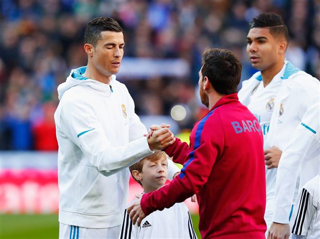 עם רונאלדו. לא נזכה לראות אותם משחקים אחד לצד השני? (Getty)