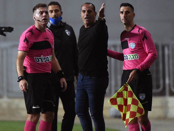 צריך לעצור ולחשב מסלול מחדש (ברני ארדוב)