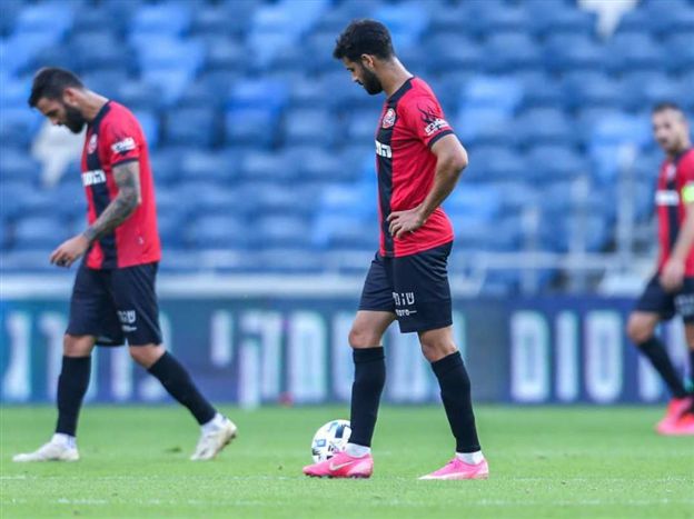 הפועל חיפה ירדה להפסקה בפיגור (מאור אלקסלסי)