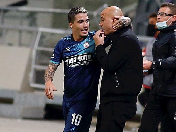 אבוקסיס נשען על ז'וסוואה (אלן שיבר)