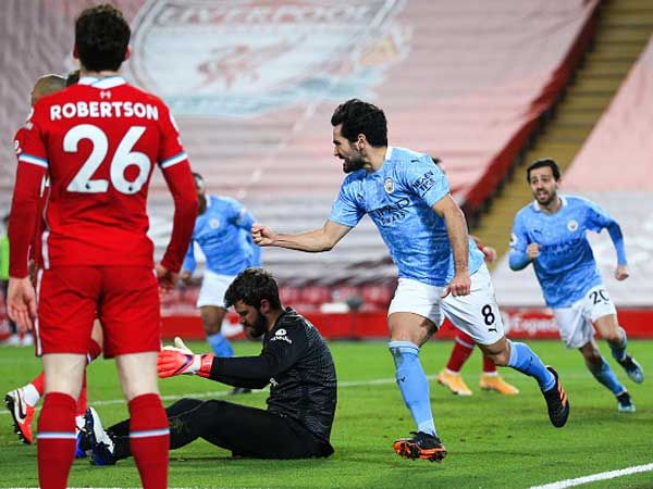 אליסון מאוכזב. באנגליה לא ריחמו עליו (Getty)
