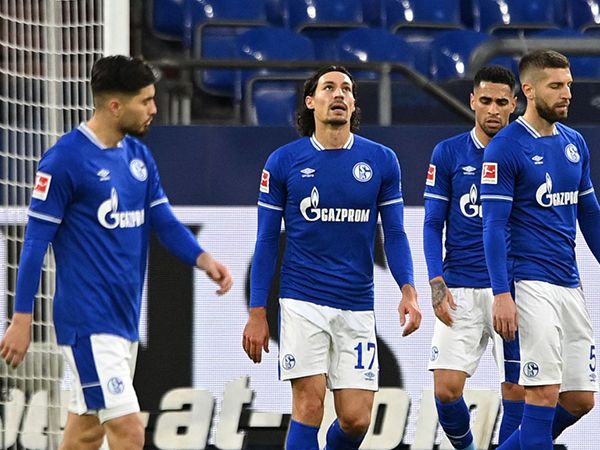 מועדון הפאר הגרמני בצרות: שאלקה ידעה ימים יפים יותר