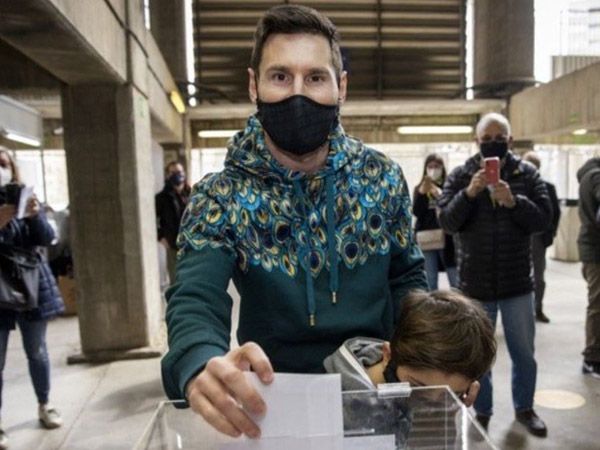 התמונה של מסי מצביע לנשיאות נותנת אופטימיות (GETTY)