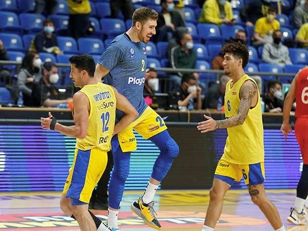 הצהובים חגגו בסיום (אלן שיבר)