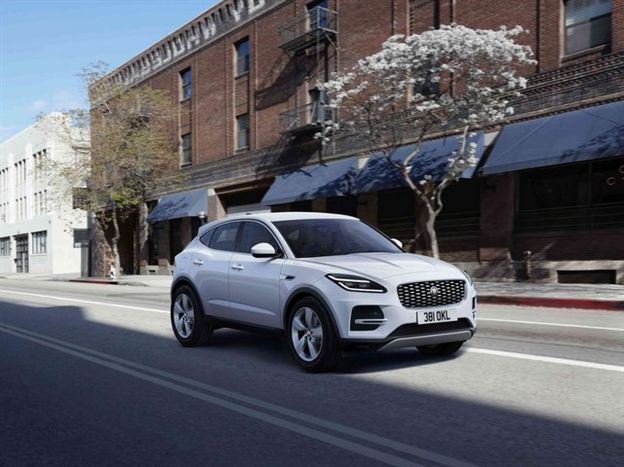 יגואר E פייס