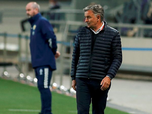 רוטנשטיינר. "משתלט על הכדורגל" (אלן שיבר)