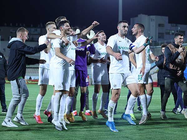 שמחה גדולה בחיפה (דני מרון)