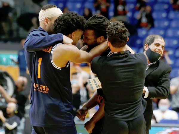 סלדן. אות לחגיגות (אלן שיבר)