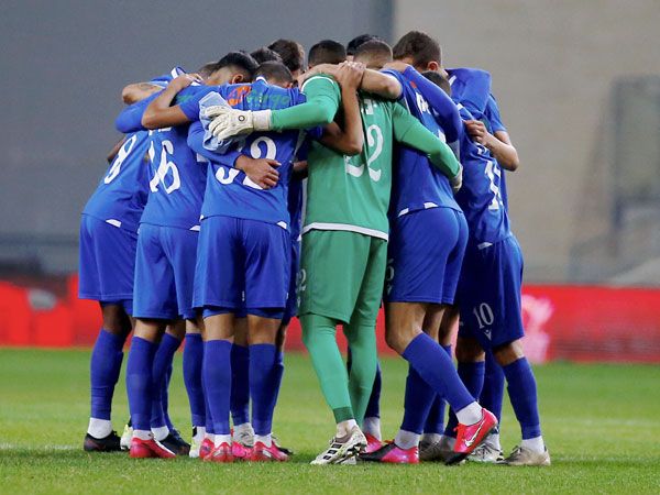 שחקני פ"ת. מאמינים בעצמם (אלן שיבר)