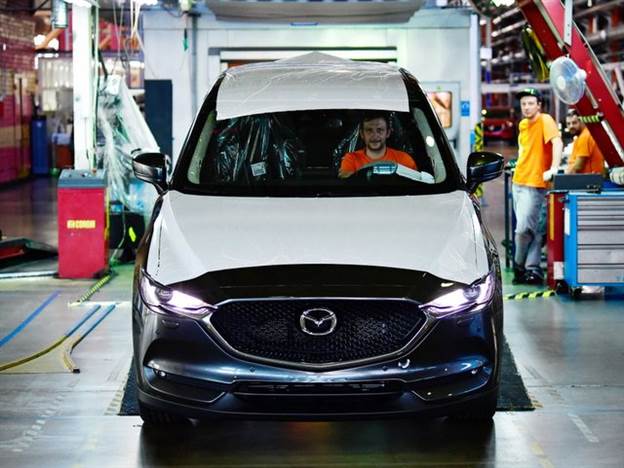 מפעל ייצור מאזדה CX-5 ברוסיה (צילום: Getty)