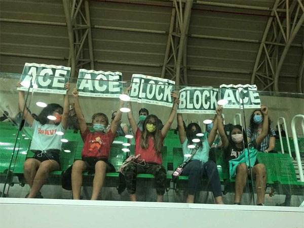 יכולות להיות גאות בקבוצה (קרדיט: עדי בינשטיין)