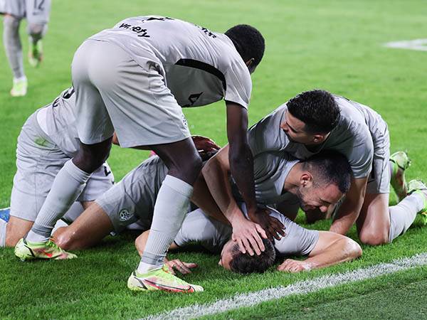 "אי אפשר לעצור אותו" (דני מרון)