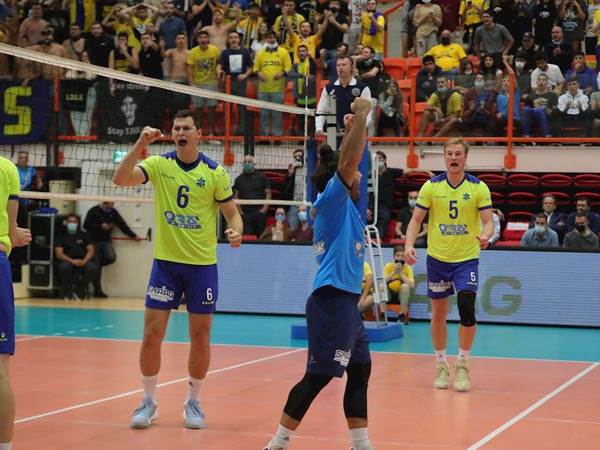 ממשיכים בכושר הנהדר. מכבי ת"א (איגוד הכדורעף)