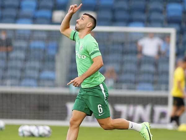 יזכה לדקות? נטע לביא (צילום: אלן שיבר)