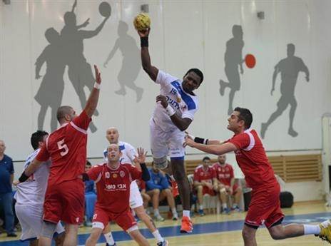 אופור. "סגירת מעגל מרגשת" (איגוד הכדוריד)