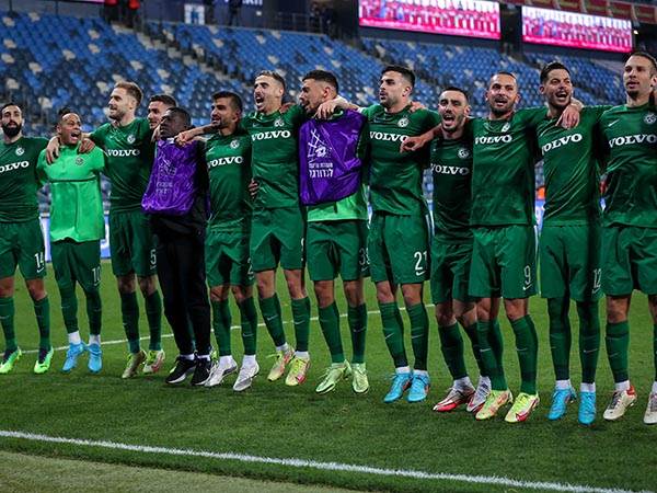 יפגשו את האמירתים למשחק כפול. שחקני מכבי חיפה (צילום: מאור אלקסלסי)