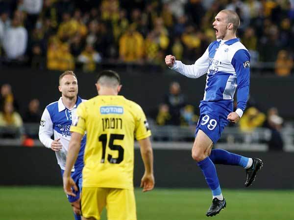 יובאנוביץ'. "שער מיוחד" (אלן שיבר)