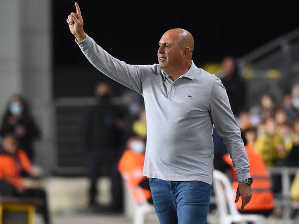 בני לם. מקבל שחקנים חזרה (ברני ארדוב)