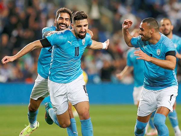 "השריקות מפריעות לי באופן אישי" (אלן שיבר)