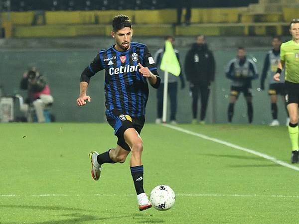 יונתן כהן. פספס הזדמנות לעלות לסרייה א' (GETTY)