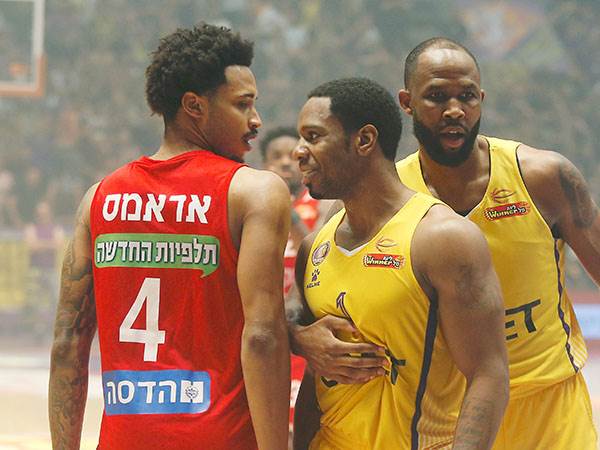 אין ברירה, הפנים למשחק 3 (אלן שיבר)