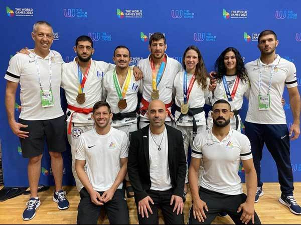 עשו כבוד. המדליסטים הישראליים ממשחקי העולם (צילום: תומר אלראי)