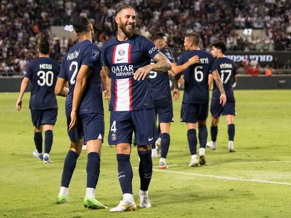 פריז חוגגת בבלומפילד. תספוג עונשים כבדים? (Amir Levy, GETTY)