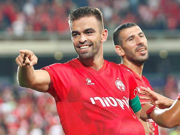 צפוי לחזור להרכב. ויטור (אלן שיבר)