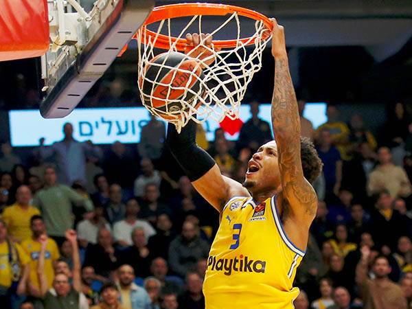 אדאמס. משחק נהדר (אלן שיבר)