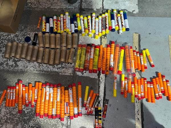 שלל האבוקות שנתפסו (משטרת ישראל)