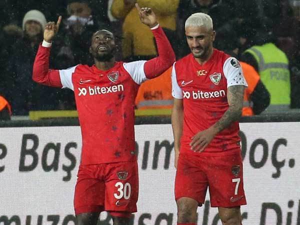 יממה לפני הטרגדיה: אטסו חוגג שער ניצחון בדקה ה-90+7 (GETTY)