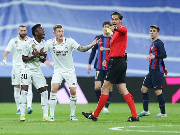 ויניסיוס יכול לבוא בטענות רק לקבוצה שלו (getty)