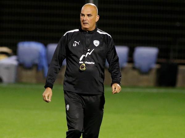 איפשר לשחקנים לפגוש את המשפחות (אלן שיבר)